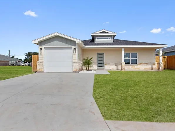 2612 Juan Castillo Ave, Pt Isabel, TX 78578