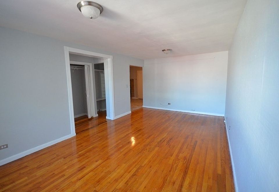1st image of 4720 40th St APT 2B