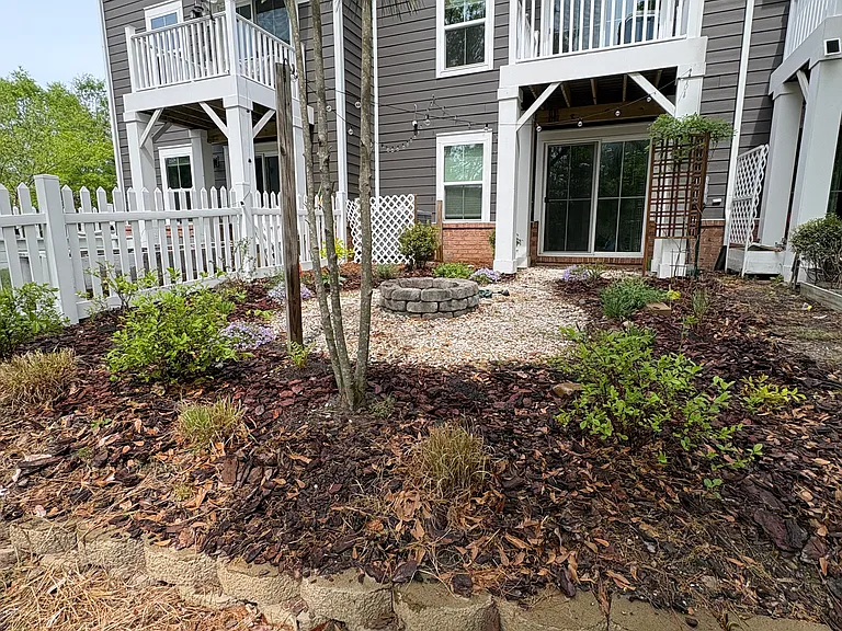 537 Westport St — Photo 26