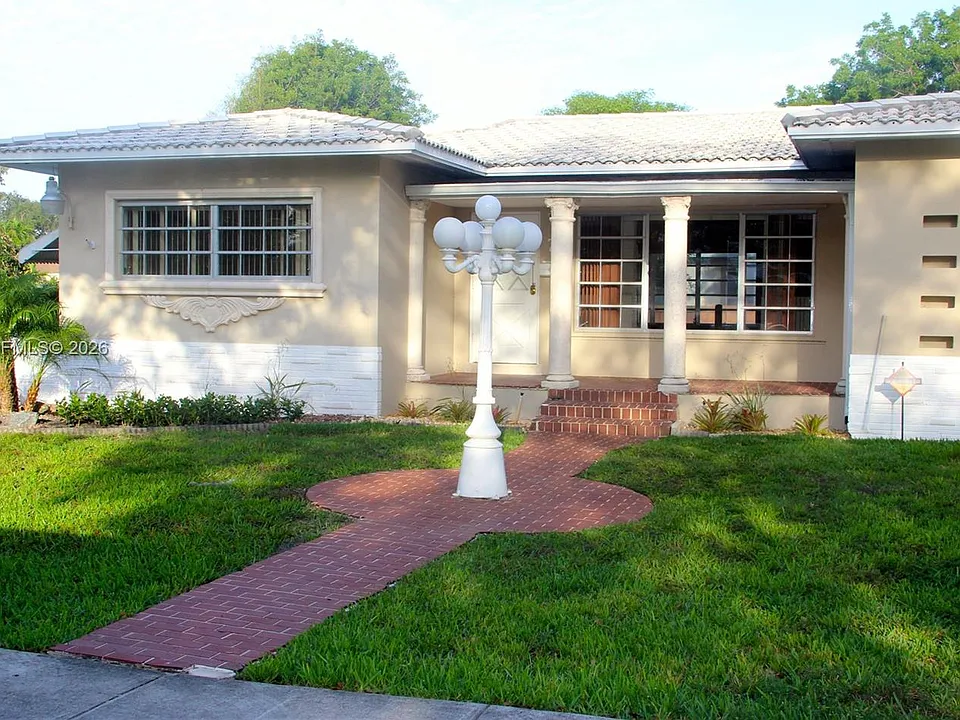 70 Hammond Dr
