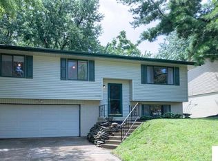 12913 Ames Ave, Omaha, NE 68164