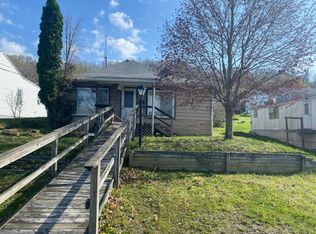 8495 Southern Ave, Stonewood, WV 26301