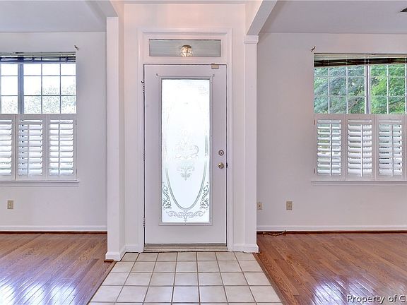 3rd image of 138 Creekstone Dr