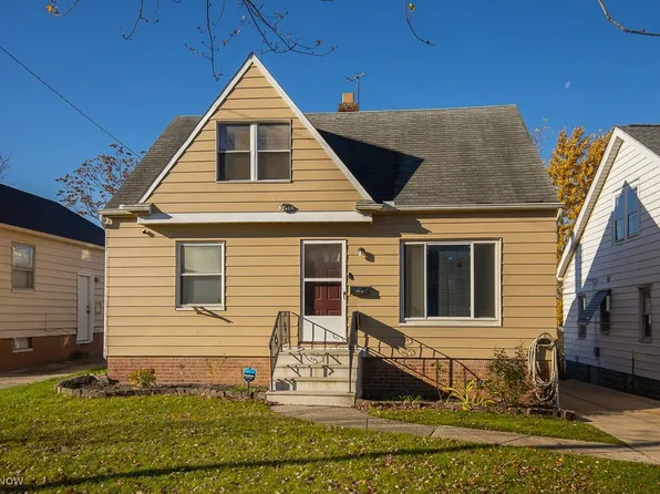 4956 E 85th St, Garfield Heights, OH 44125