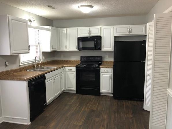 102 Terrace Dr