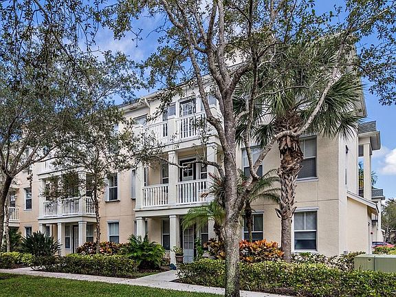 2nd image of 224 Murcia Dr APT 309