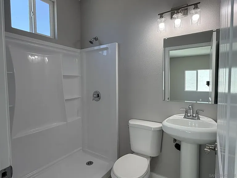 5370 Nutmeg St — Photo 8