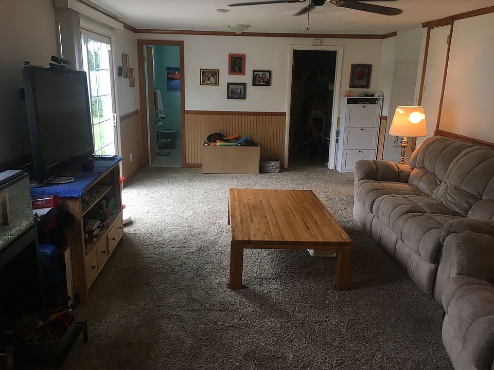 2nd image of 748 Jericho Rd