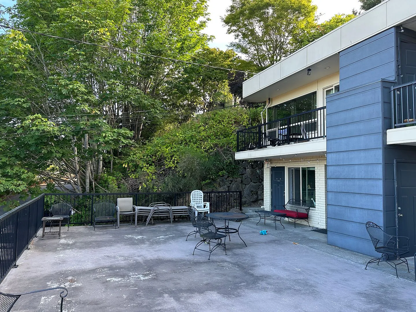 5806 Jr Bensimon — Photo 2