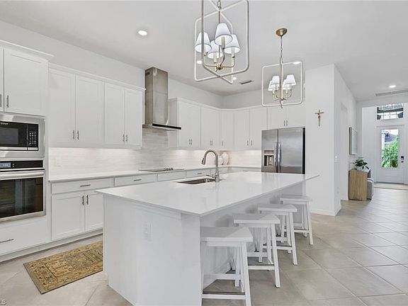 3rd image of 5426 Ternberry RD