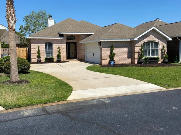 1188 Longwood Dr, Gulf Breeze, FL 32563