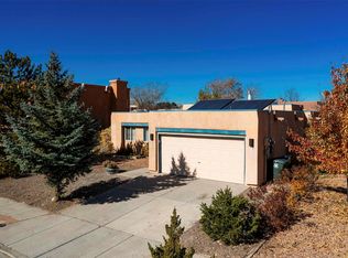 1933 Morris Pl, Santa Fe, NM 87505