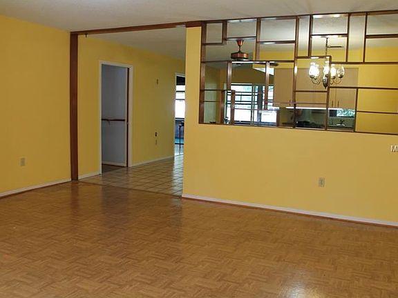 3rd image of 6160 N Shade Ave
