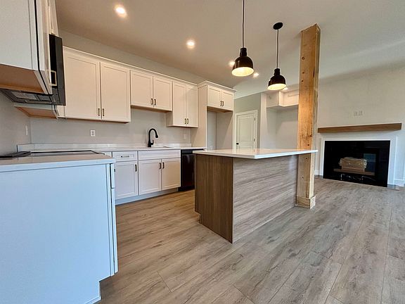 2nd image of 333 south Street lot 2 unit B