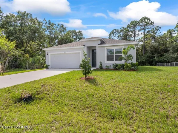 566 Rembrandt St SE, Palm Bay, FL 32909