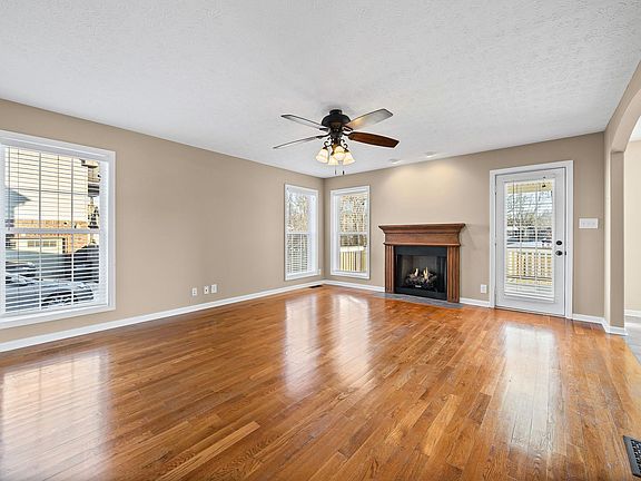 5th image of 1544 Hattie Ln
