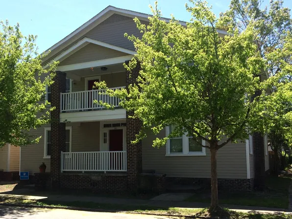 701 E 39th St #D, Savannah, GA 31401