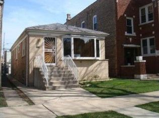 3335 N Hamlin Ave, Chicago, IL 60618