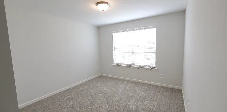 211 Ruth Way — Photo 23