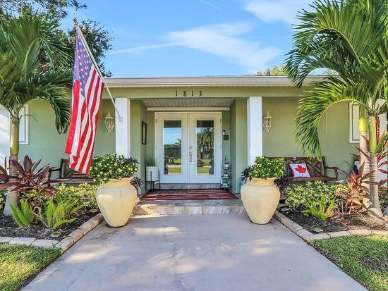 1813 SE Westmoreland Blvd, Port Saint Lucie, FL 34952