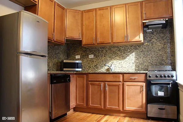 Rented by Citi Habitats | media 16