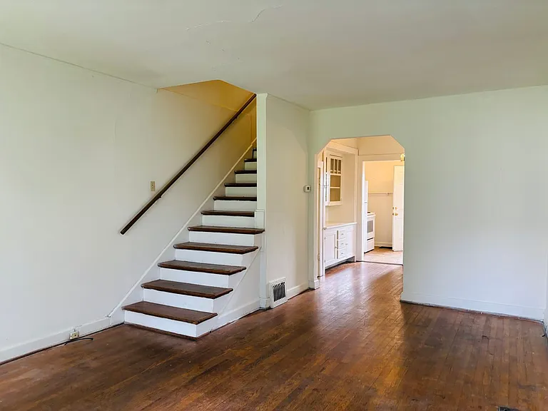 513 Progress St NE — Photo 6