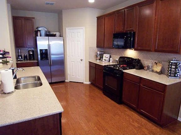4th image of 5720 Quicksilver Dr