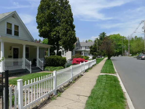 3 Ridge Ave, Spring Valley, NY 10977