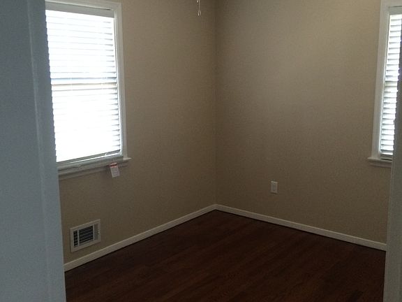 5th image of 1148 Bay Ave