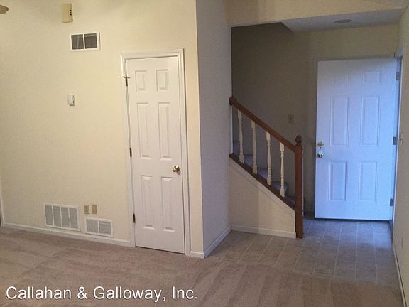3rd image of 5002 W Millbrook Dr