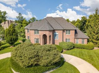1011 Wild Hickory Ln, Dayton, OH 45458