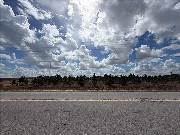 2nd image of Friedlander Rd