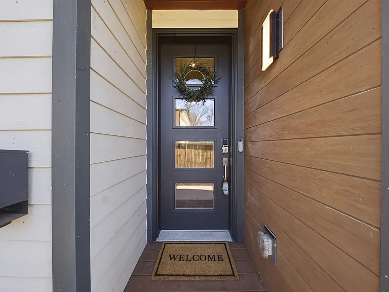1602 Julia Maulden Pl — Photo 5