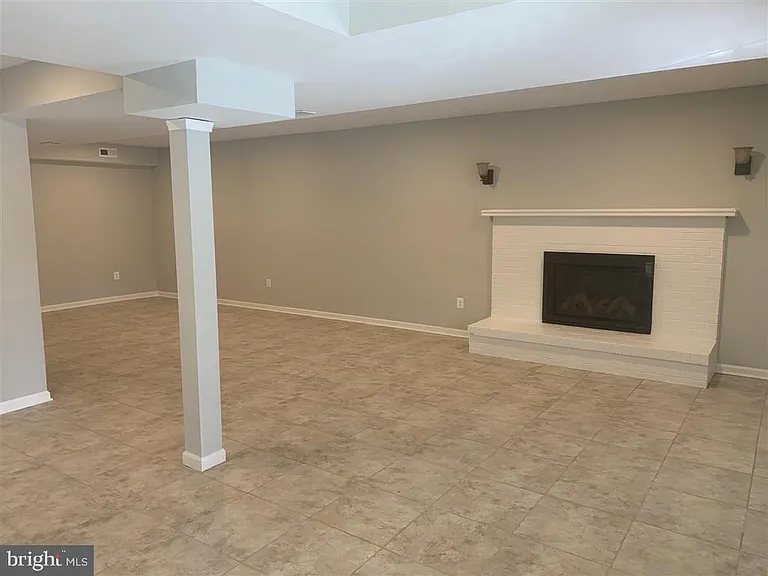 805 Balls Hill Rd — Photo 37