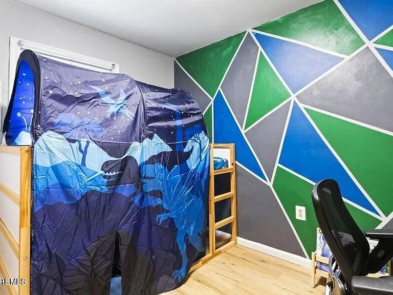 15 Weller Pl — Photo 17