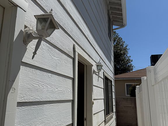 4th image of 5108 Topanga Canyon Blvd #2