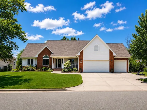 753 N Bramerton St, Andover, KS 67002