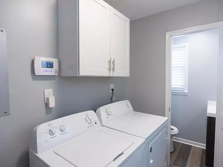 614 Camellia St NE — Photo 34