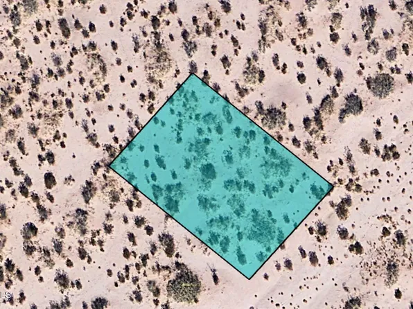 1 Plandome Dr, El Paso, TX 79928