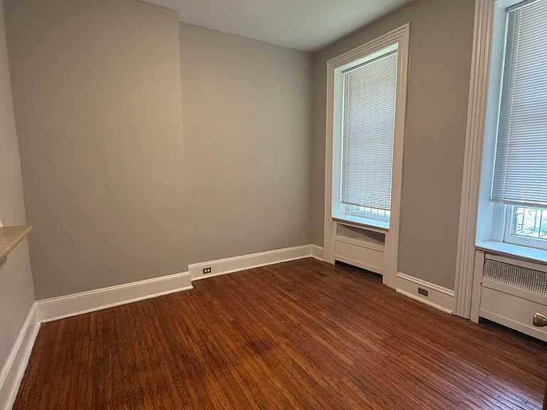 209 N 36th St #1 — Photo 10