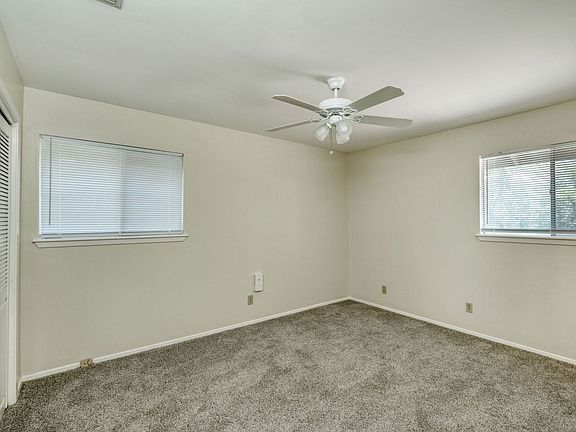 5th image of 2111 Falcon Hill Dr