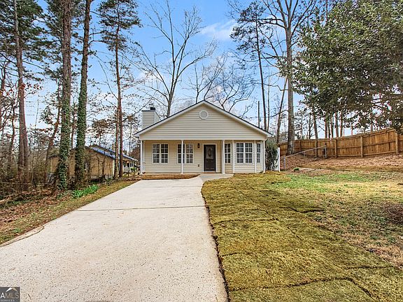 2nd image of 4710 Chevy St