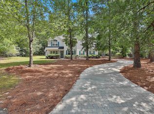 24 Biltmore Cir, Sharpsburg, GA 30277