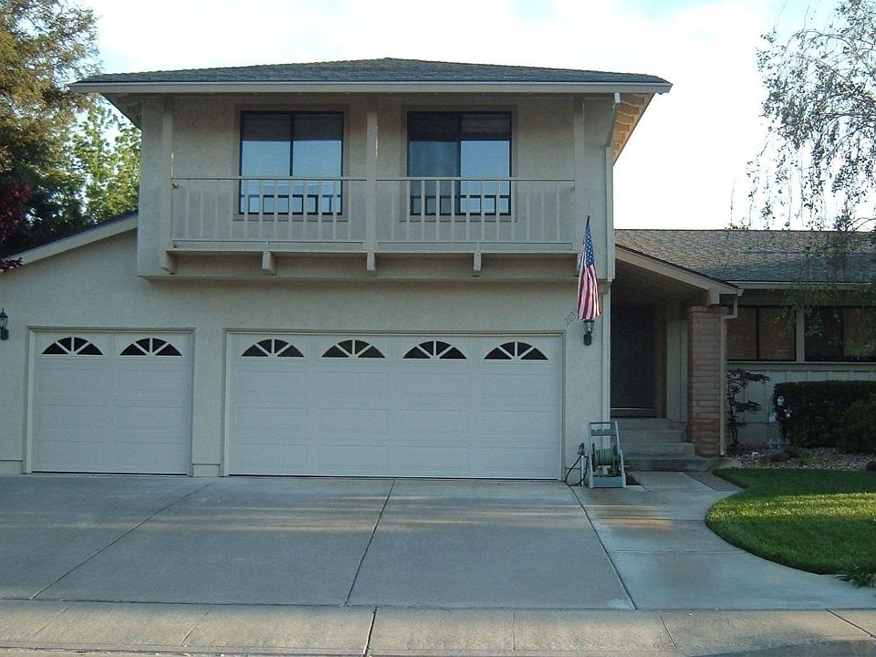 2039 Larchmont Circle Fairfield