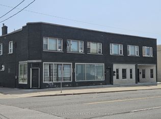451 Simcoe St S #3B, Oshawa, ON L1H 4J7