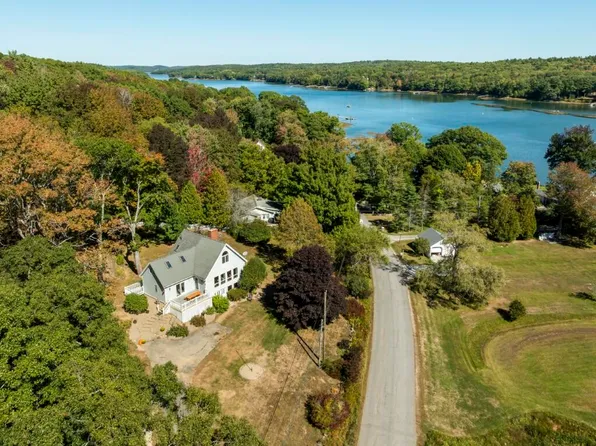 353 East Side Road, Boothbay, ME 04537