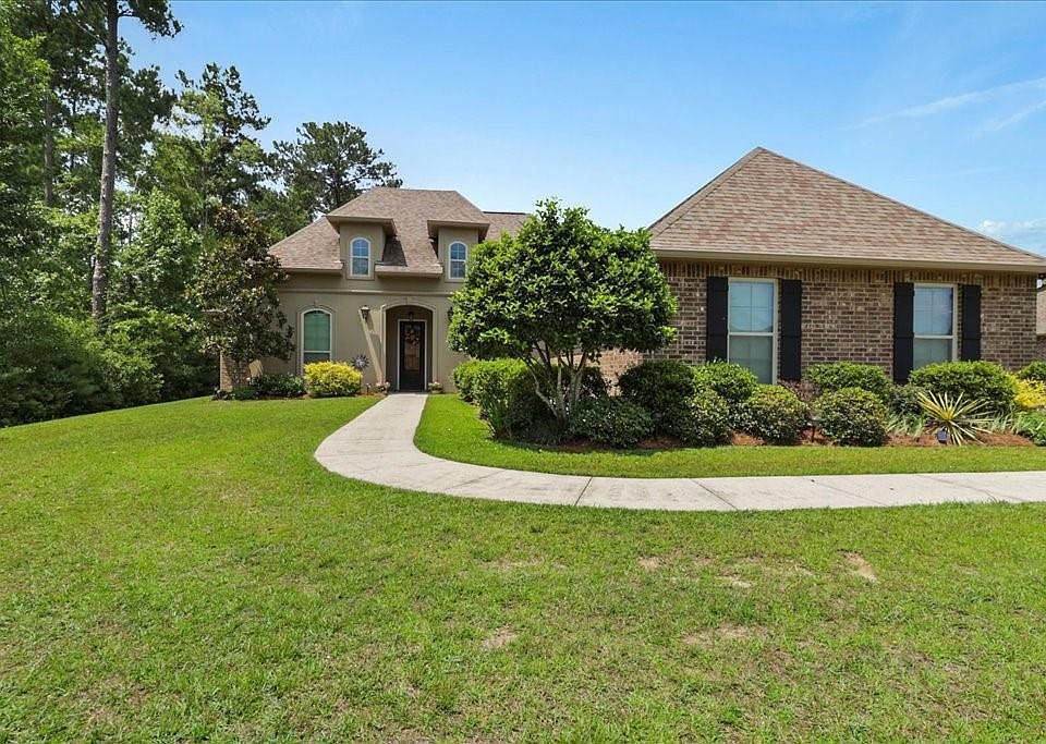 1st image of 389 Long Lake Dr