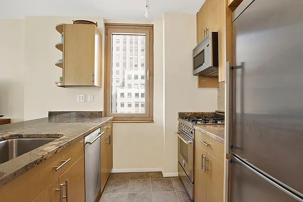 Sold by Corcoran | media 2