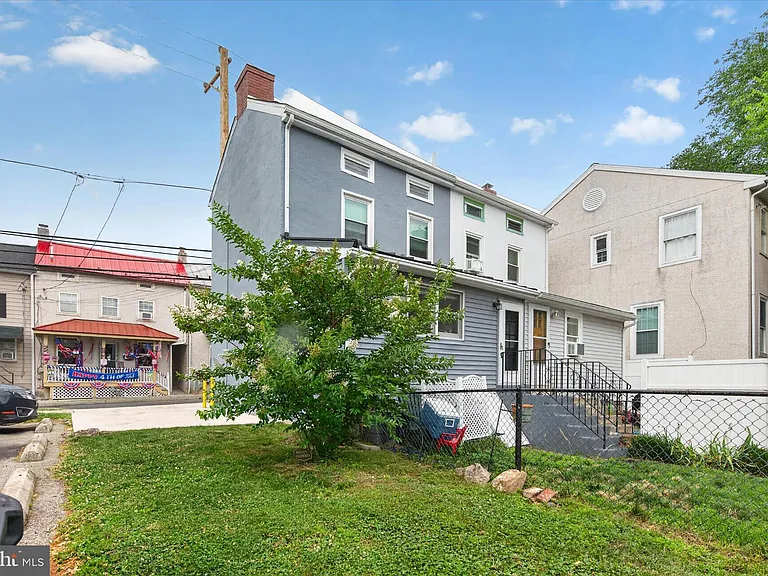 128 High St — Photo 4