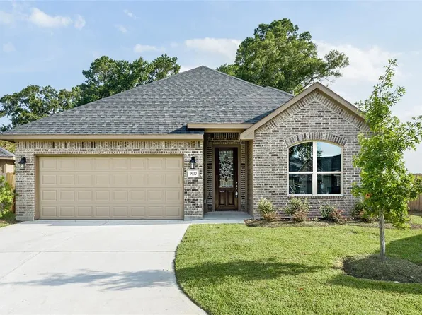 9930 S Hummingbird Ct, Conroe, TX 77385